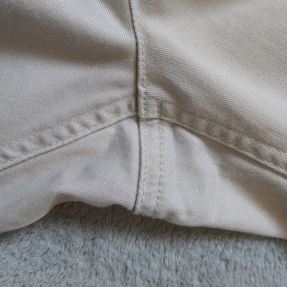 L.L. Bean Beige Classic Fit Straight Leg Pull On Pants High Rise Neutral - Picture 8 of 8